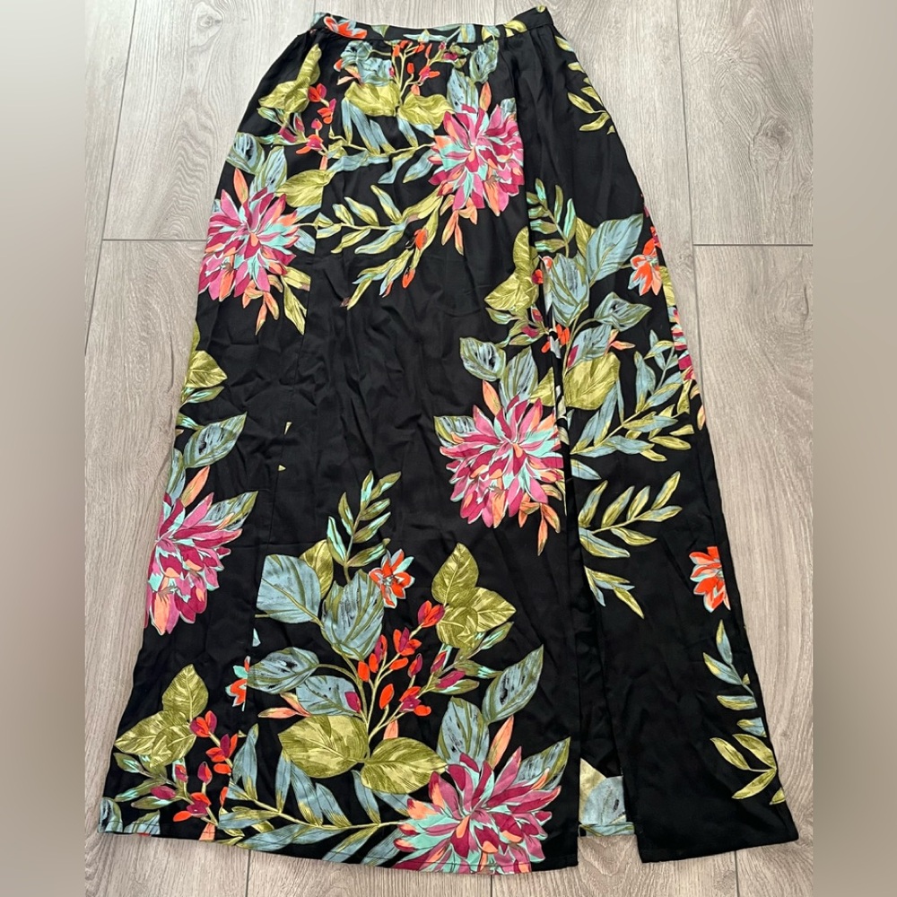 Patrons of Peace Maxi Skirt Women's XS Black Tropical Floral Beach High Slit